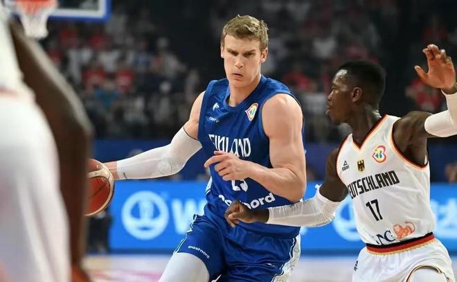 他的传球和 他的传球和