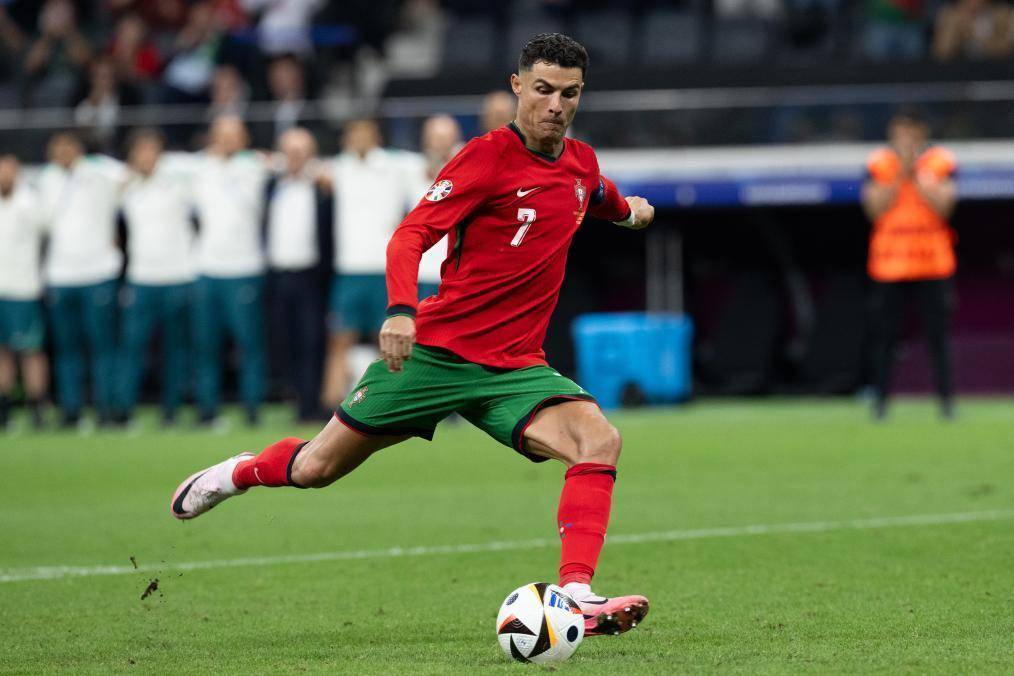 这名曾效力 这名曾效力